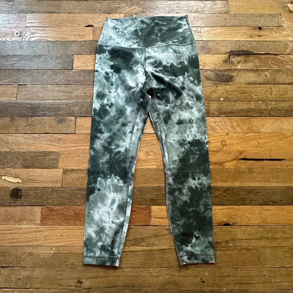 Lululemon Align 25” - 8 - Smoked Spruce Diamond Dye